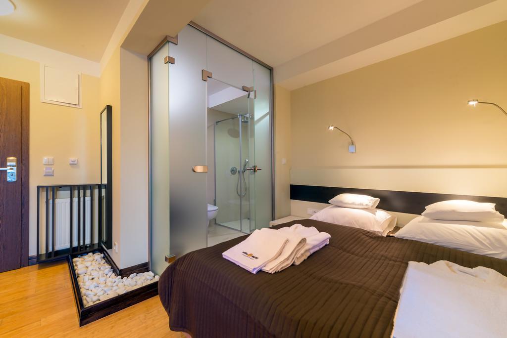 Villa Buki Pokoje & Spa Jastrzebia Gora Phòng bức ảnh
